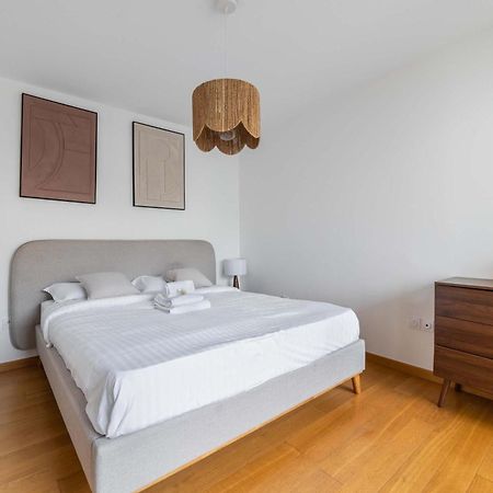 Appartement Lumineux Avec Terrasse Courbevoie - 4P - Flat-Guest Екстериор снимка