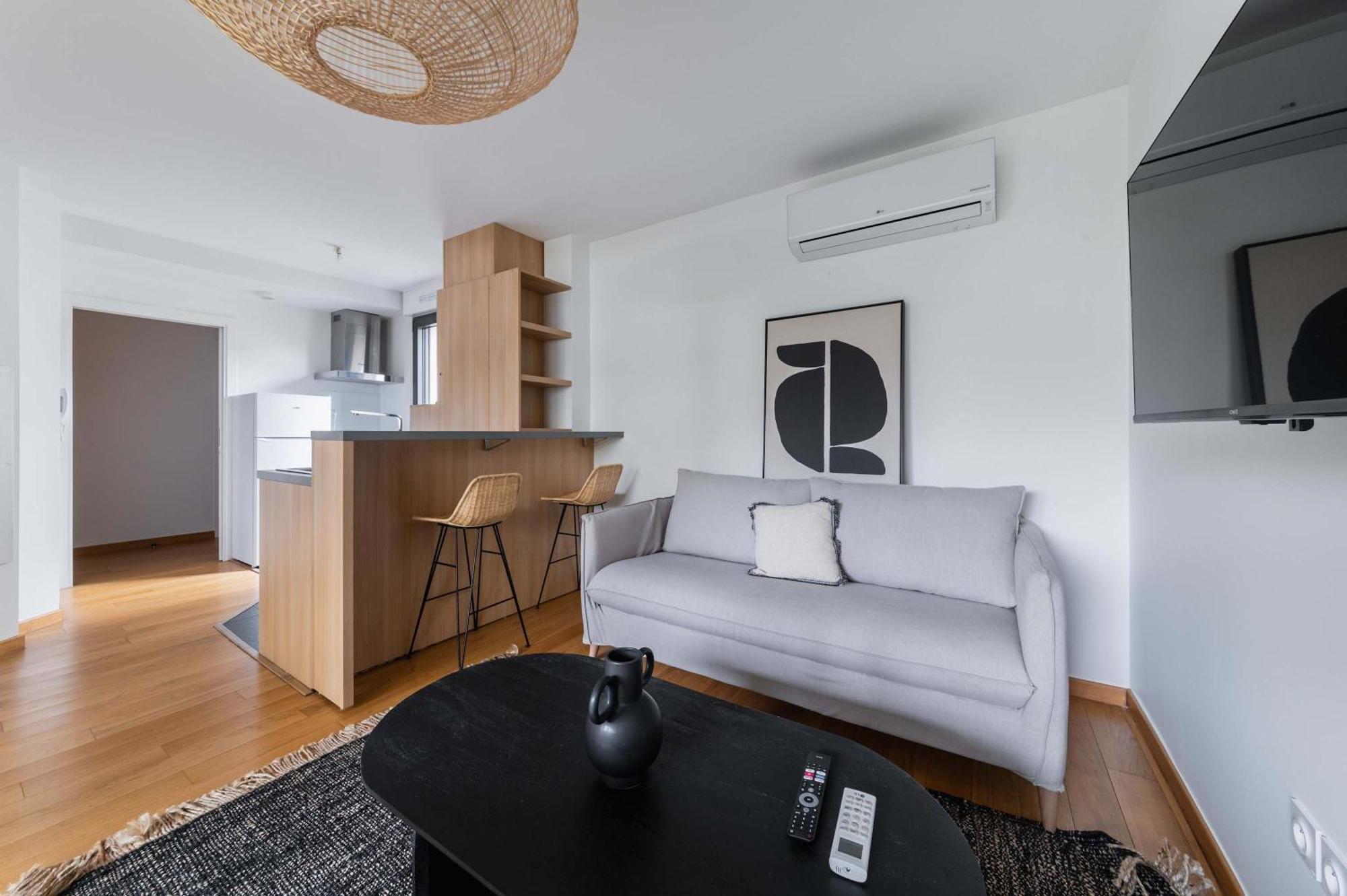 Appartement Lumineux Avec Terrasse Courbevoie - 4P - Flat-Guest Екстериор снимка