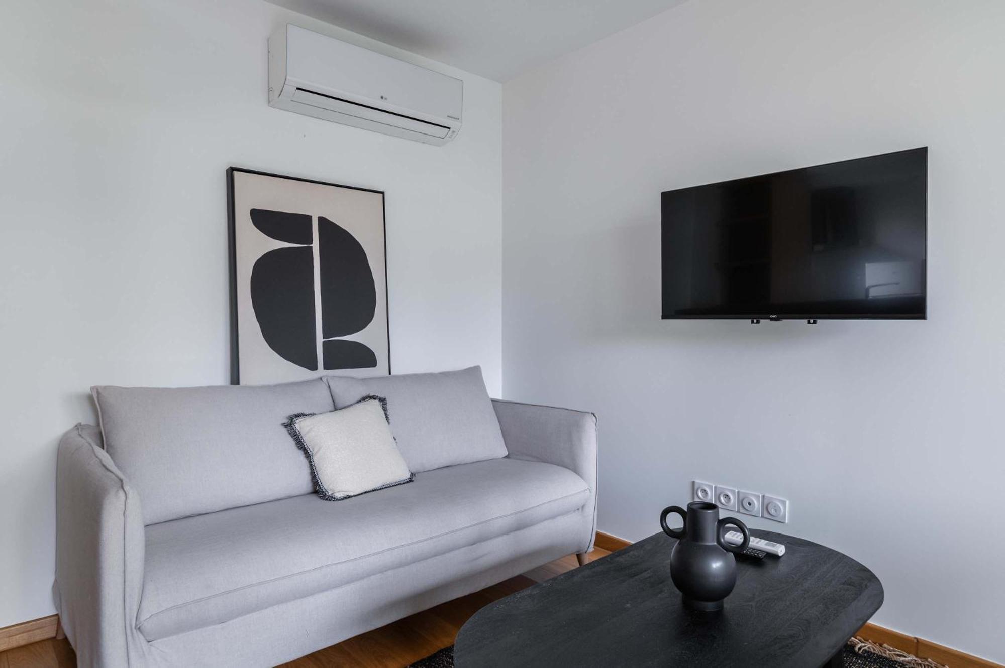 Appartement Lumineux Avec Terrasse Courbevoie - 4P - Flat-Guest Екстериор снимка