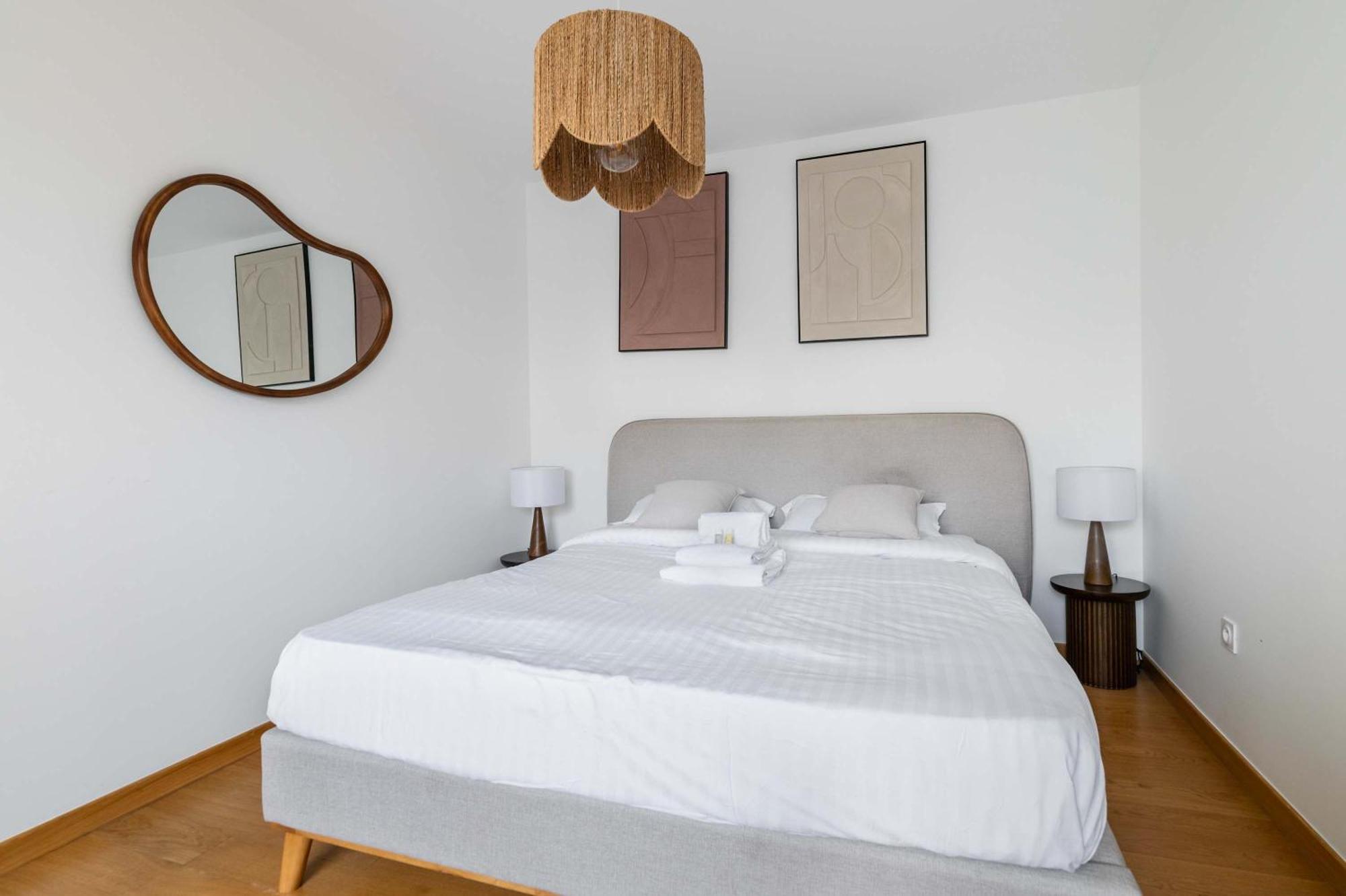 Appartement Lumineux Avec Terrasse Courbevoie - 4P - Flat-Guest Екстериор снимка